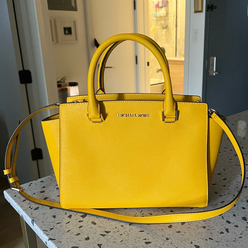Michael Kors Purse